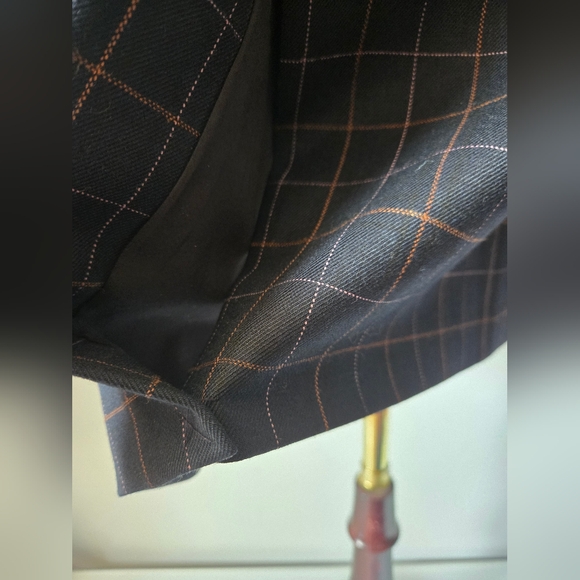 JUDITH & CHARLES Black Checkered Coat/ Blazer. Size 6 - Picture 6 of 14